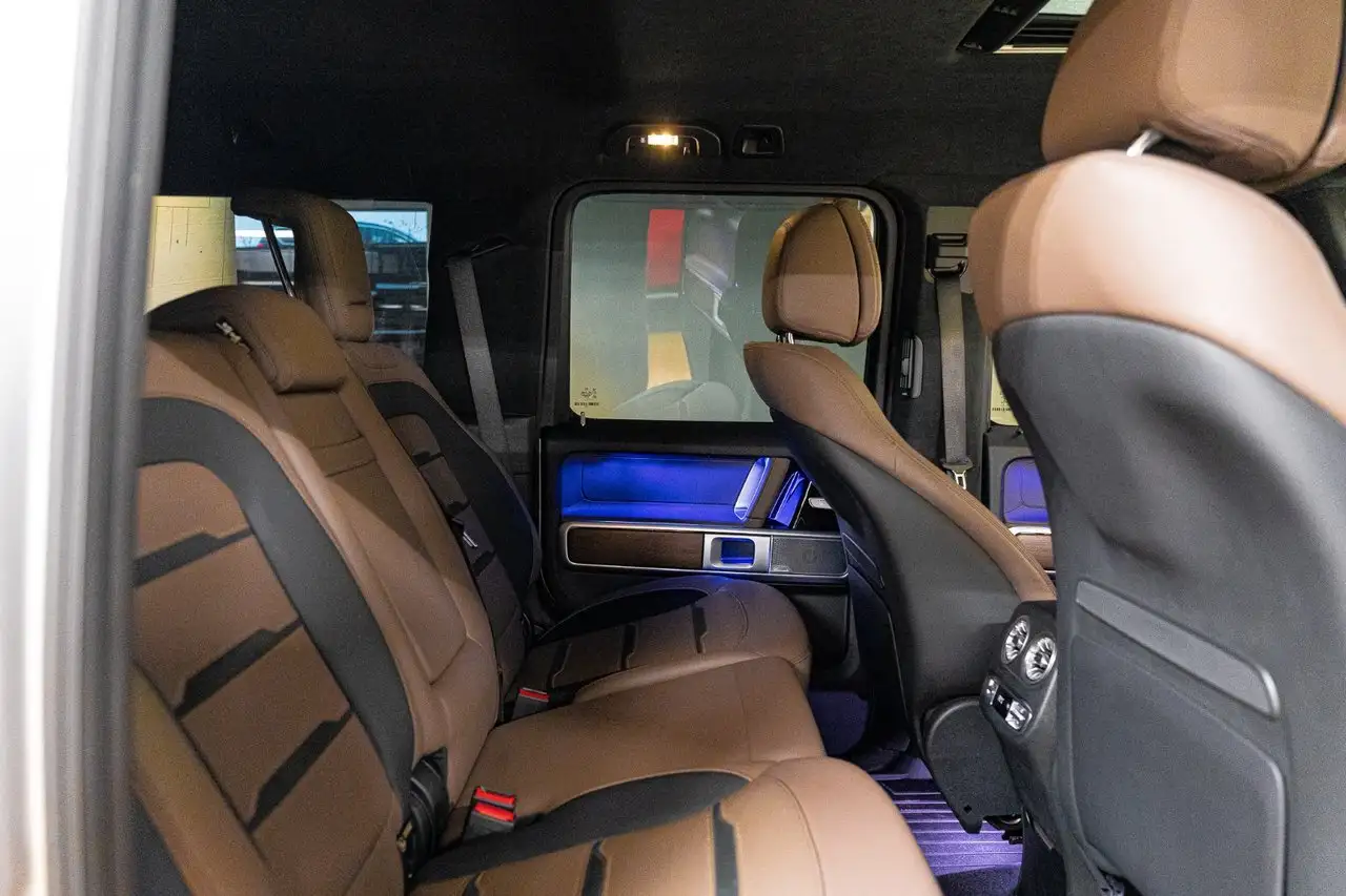 Mercedes-Benz G-Class снимка Mercedes-Benz G-Class
