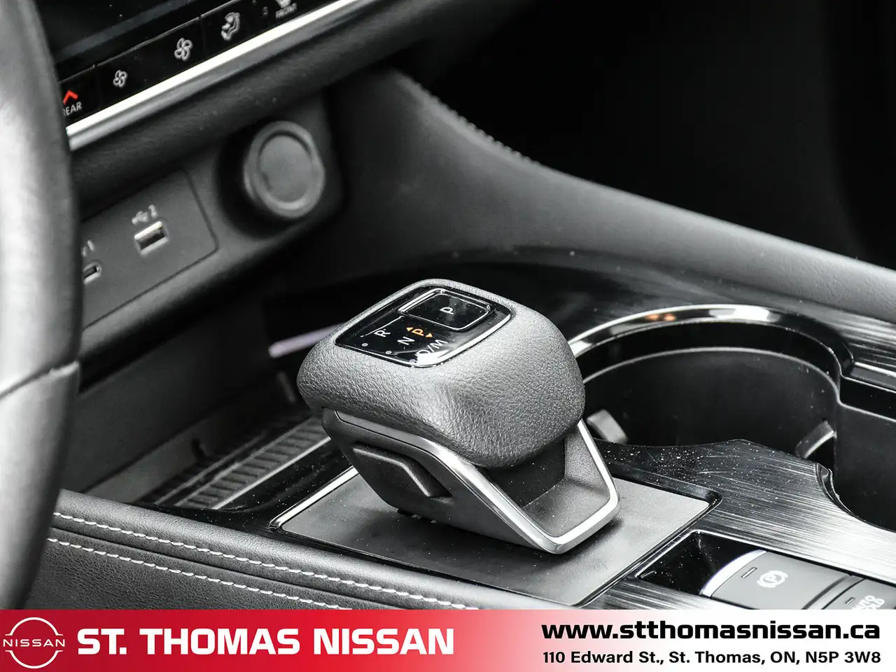 Nissan Rogue fotografie Nissan Rogue