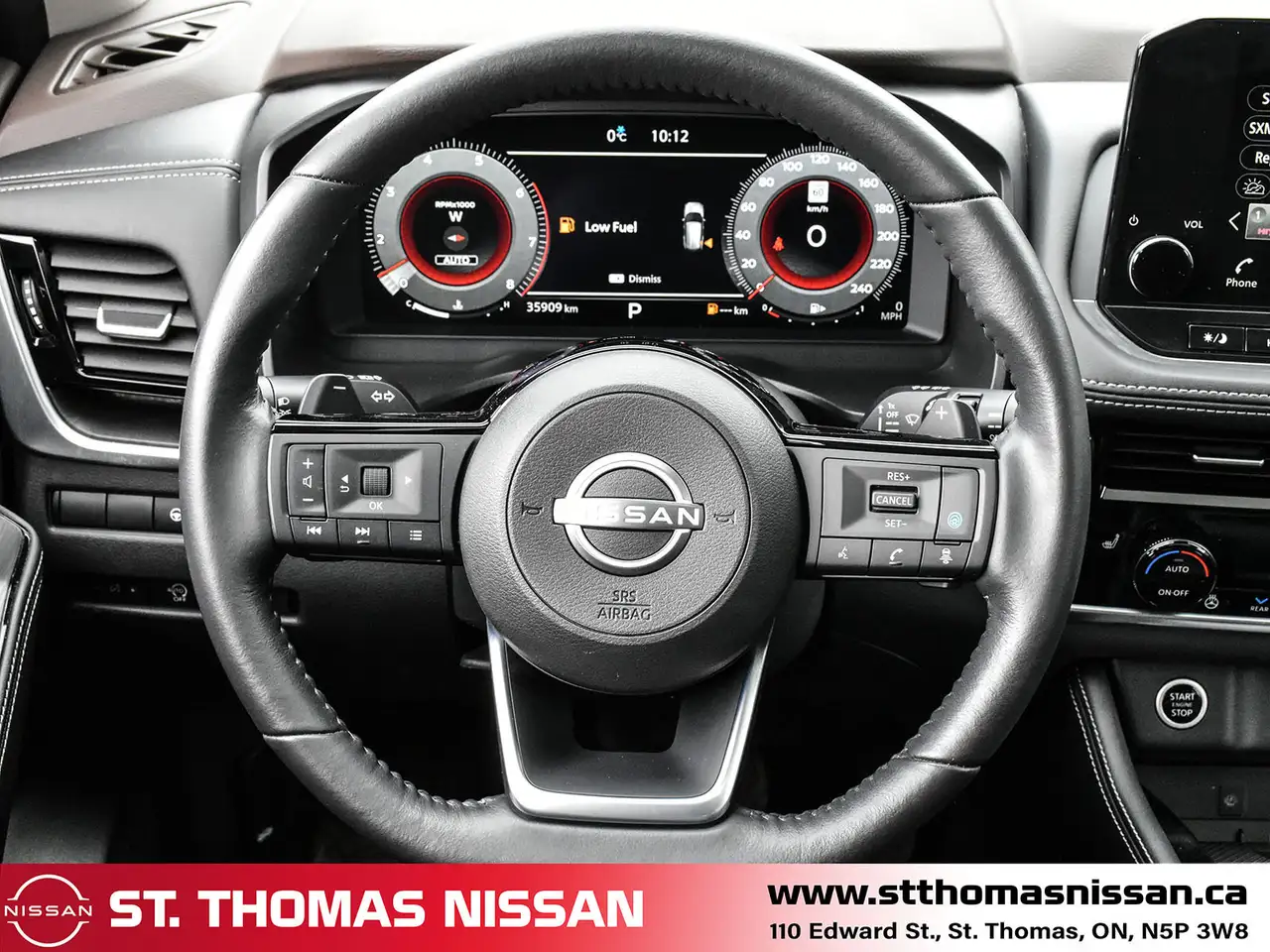 Nissan Rogue fotografie Nissan Rogue