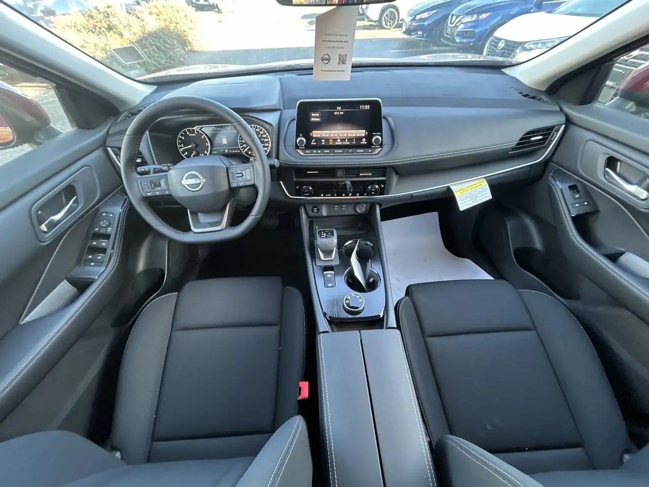 Nissan Rogue fotografie Nissan Rogue