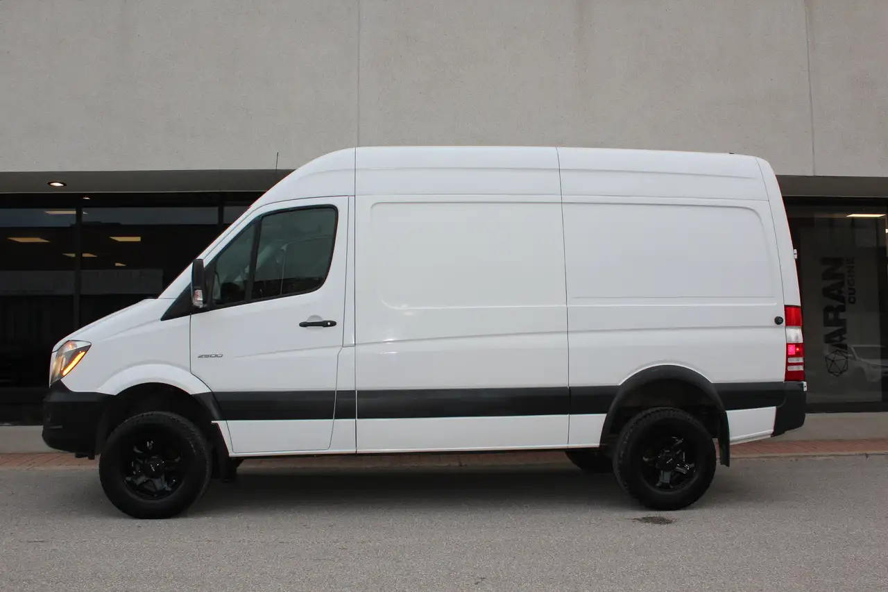 Mercedes-Benz Sprinter снимка Mercedes-Benz Sprinter