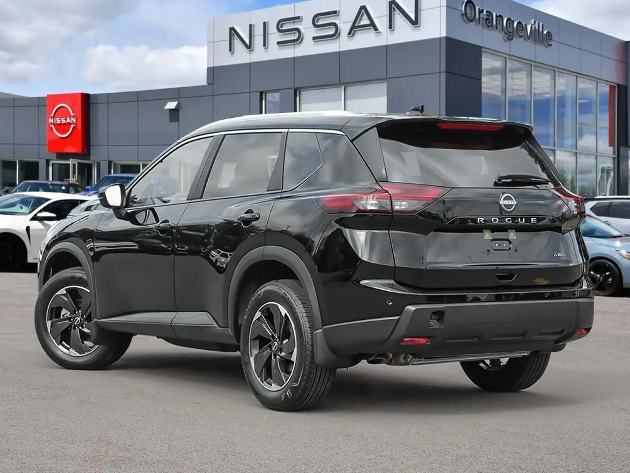 Nissan Rogue снимка Nissan Rogue
