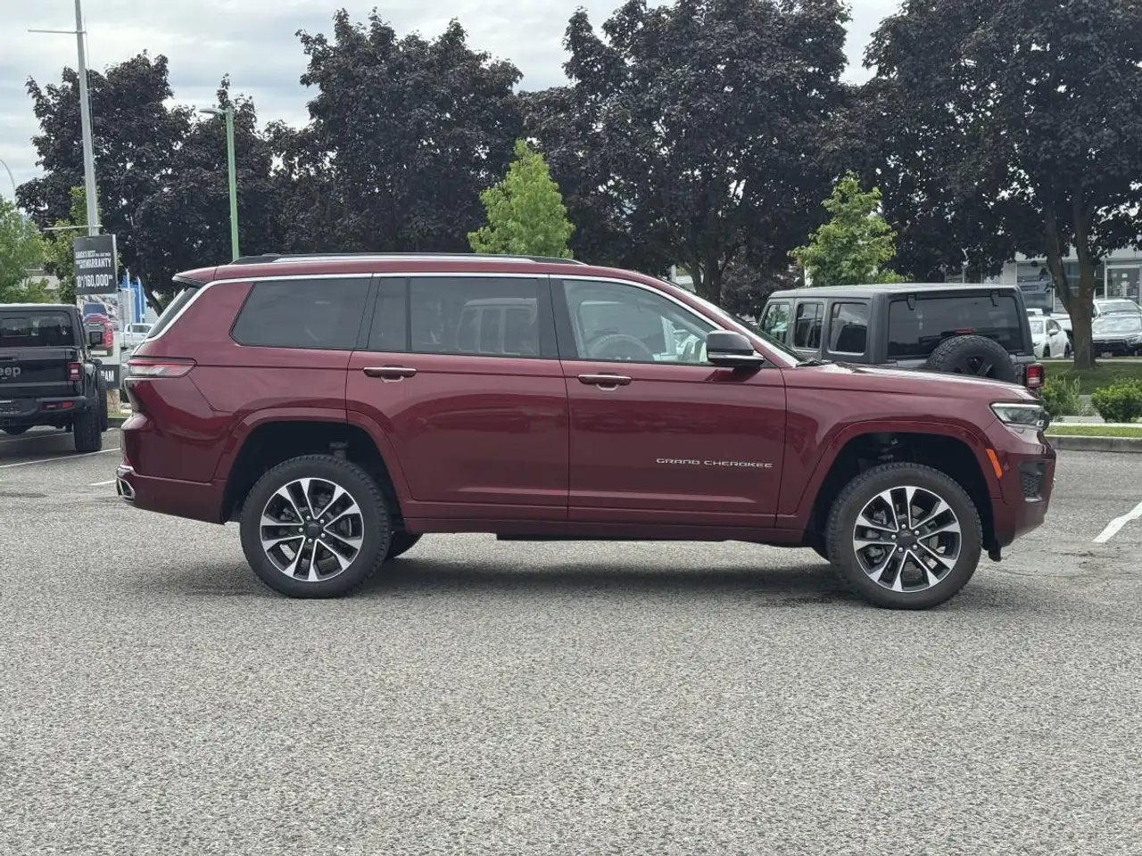 Jeep Grand Cherokee снимка Jeep Grand Cherokee