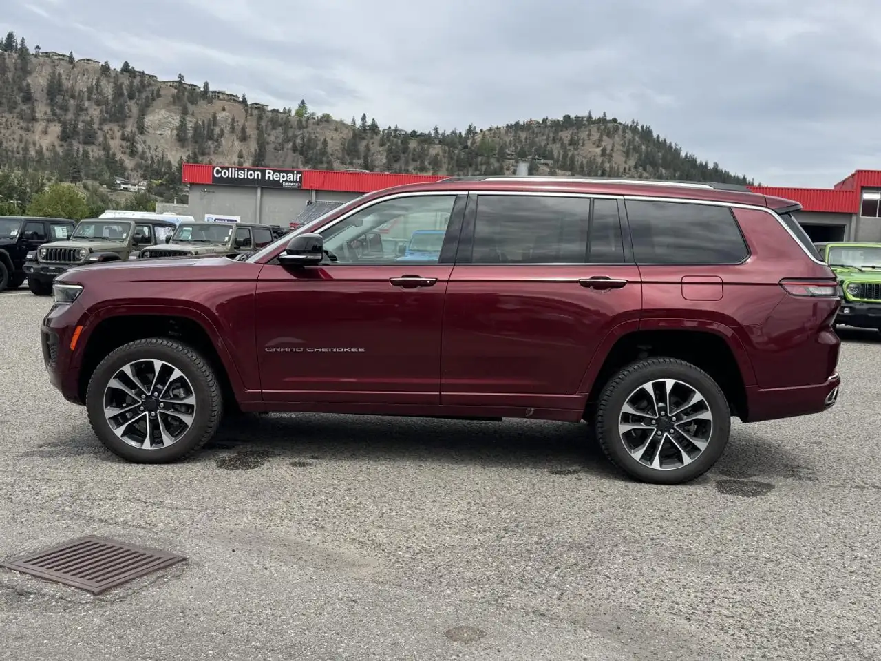 Jeep Grand Cherokee снимка Jeep Grand Cherokee