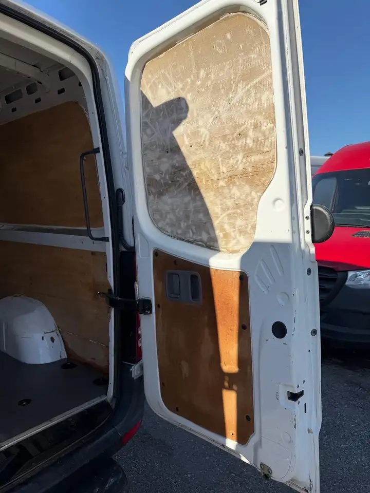 Mercedes-Benz Sprinter photo Mercedes-Benz Sprinter