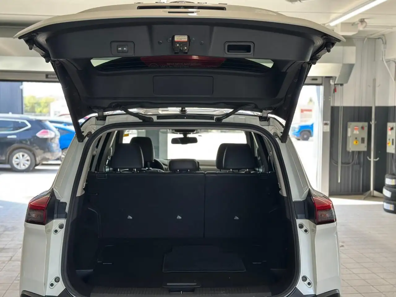 Nissan Rogue снимка Nissan Rogue