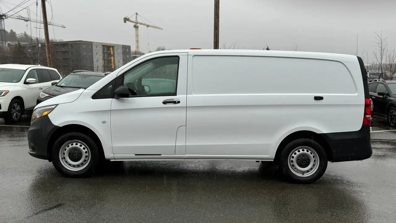 Mercedes-Benz Metris Cargo Van снимка Mercedes-Benz Metris Cargo Van