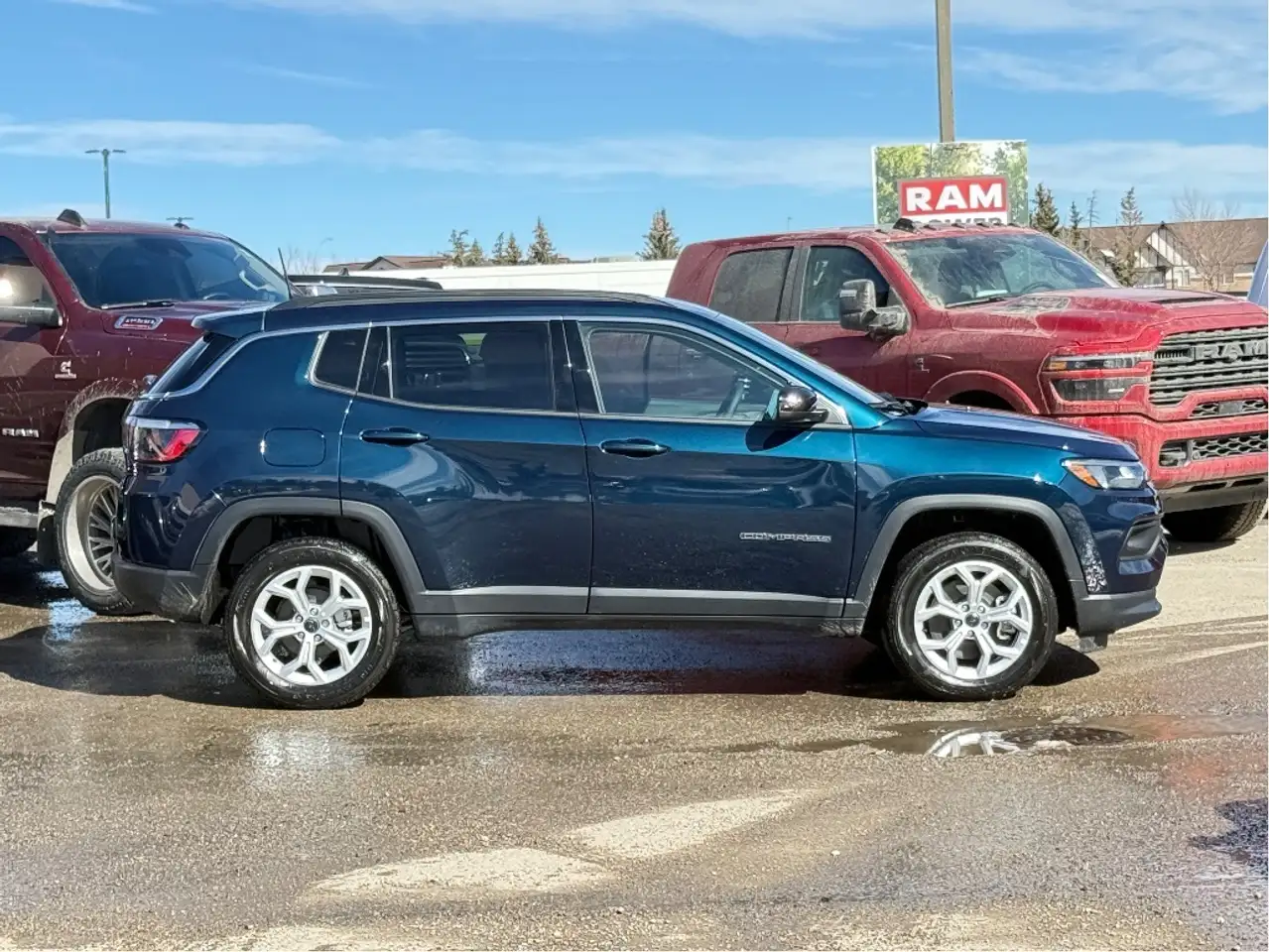 Jeep Compass photo Jeep Compass