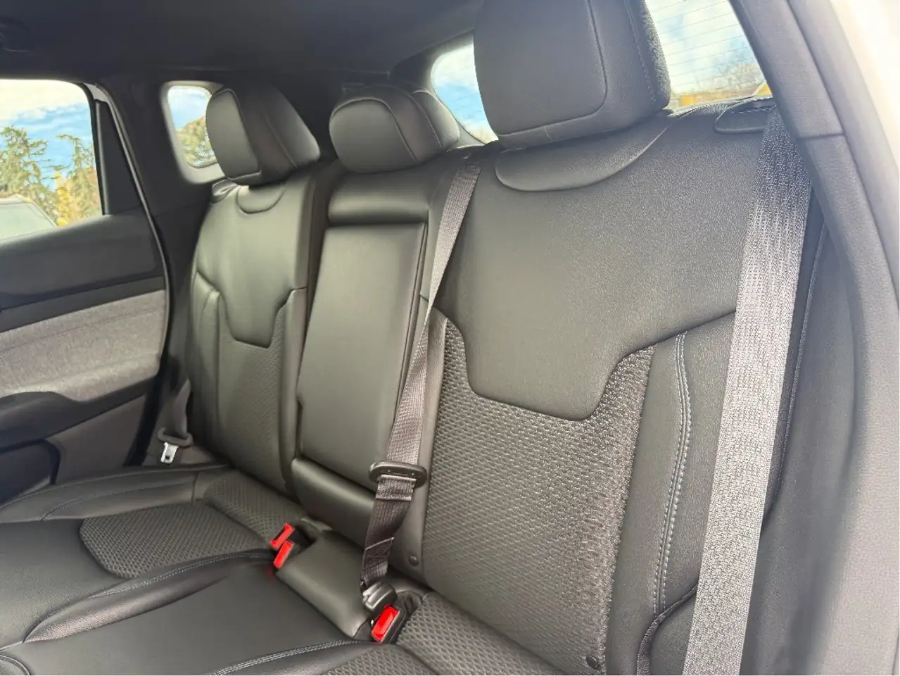 Jeep Compass photo Jeep Compass