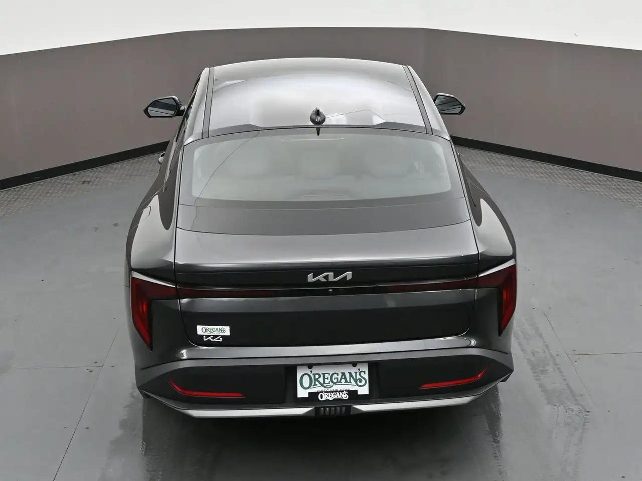Kia K4 снимка Kia K4