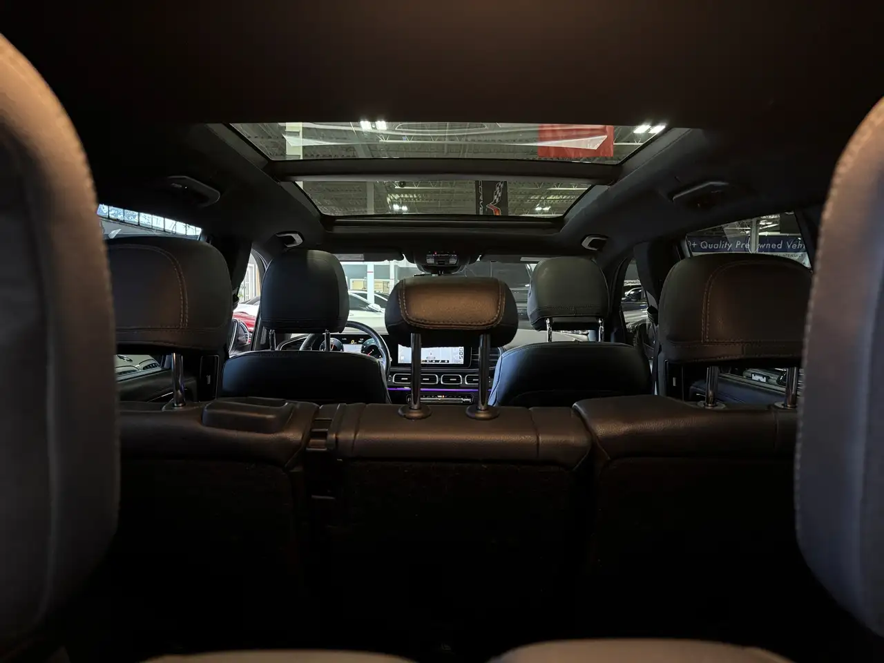 Mercedes-Benz GLS снимка Mercedes-Benz GLS