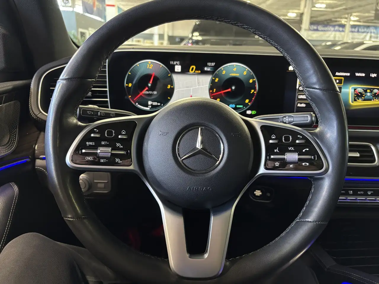 Mercedes-Benz GLS снимка Mercedes-Benz GLS