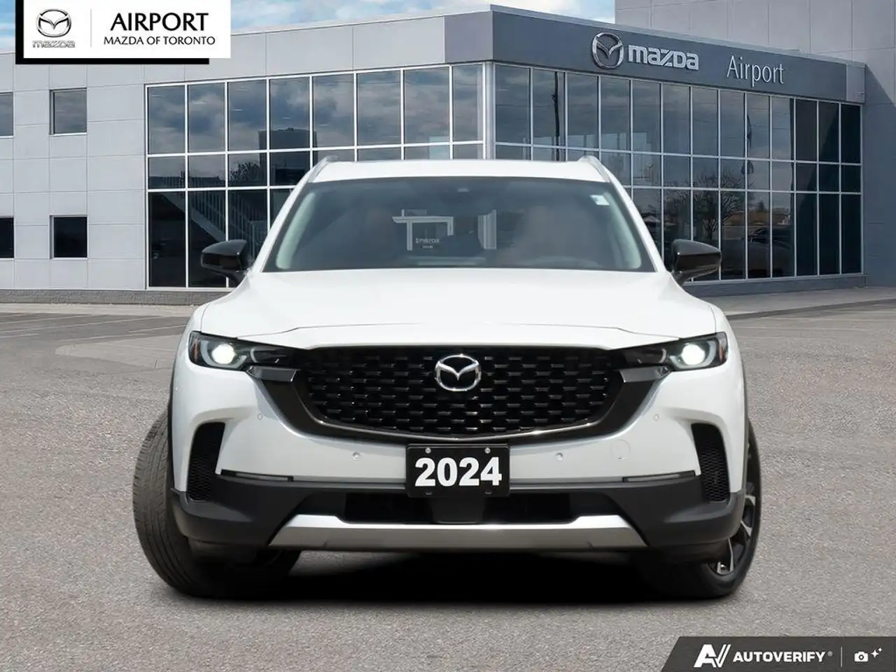 Mazda CX-50 photo Mazda CX-50