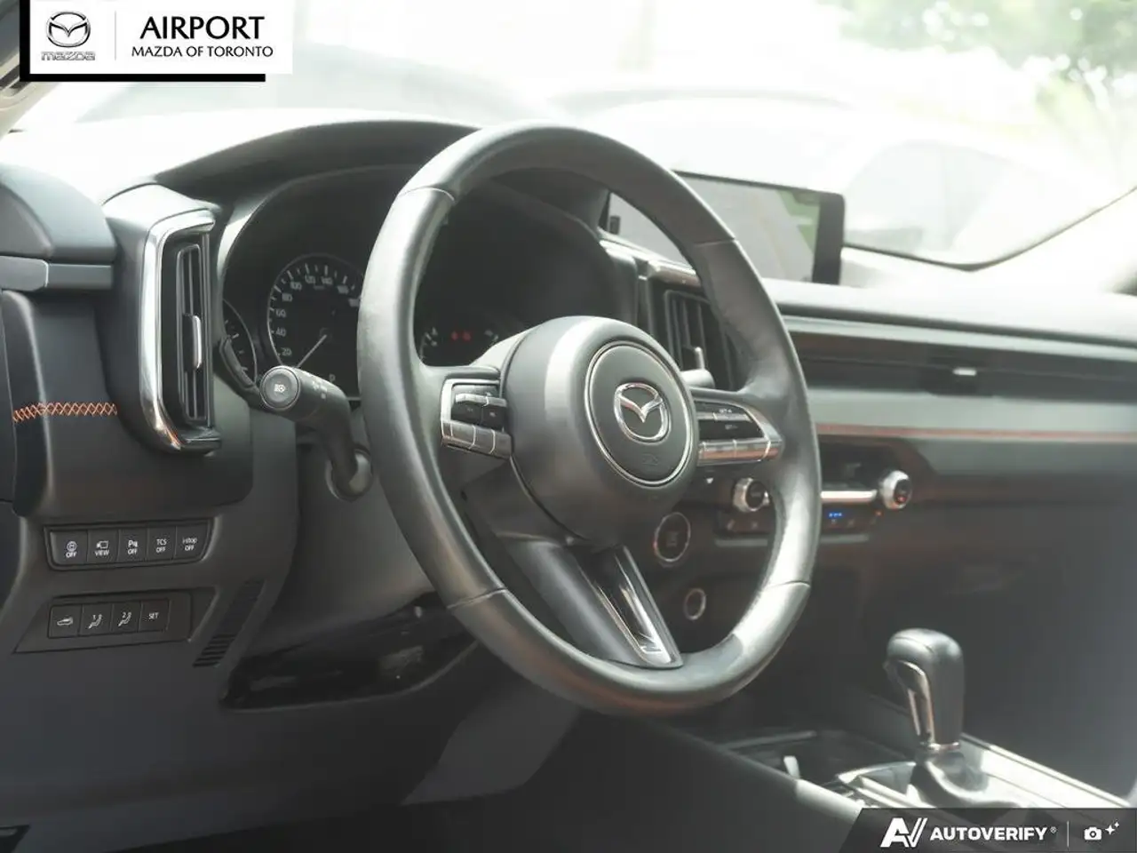 Mazda CX-50 photo Mazda CX-50