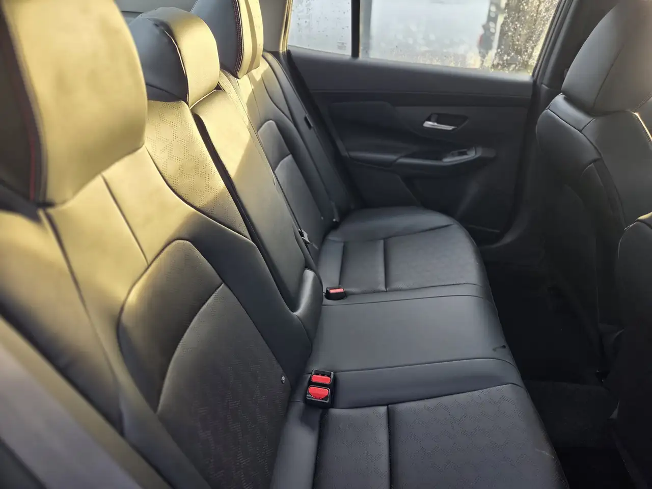 Nissan Sentra снимка Nissan Sentra