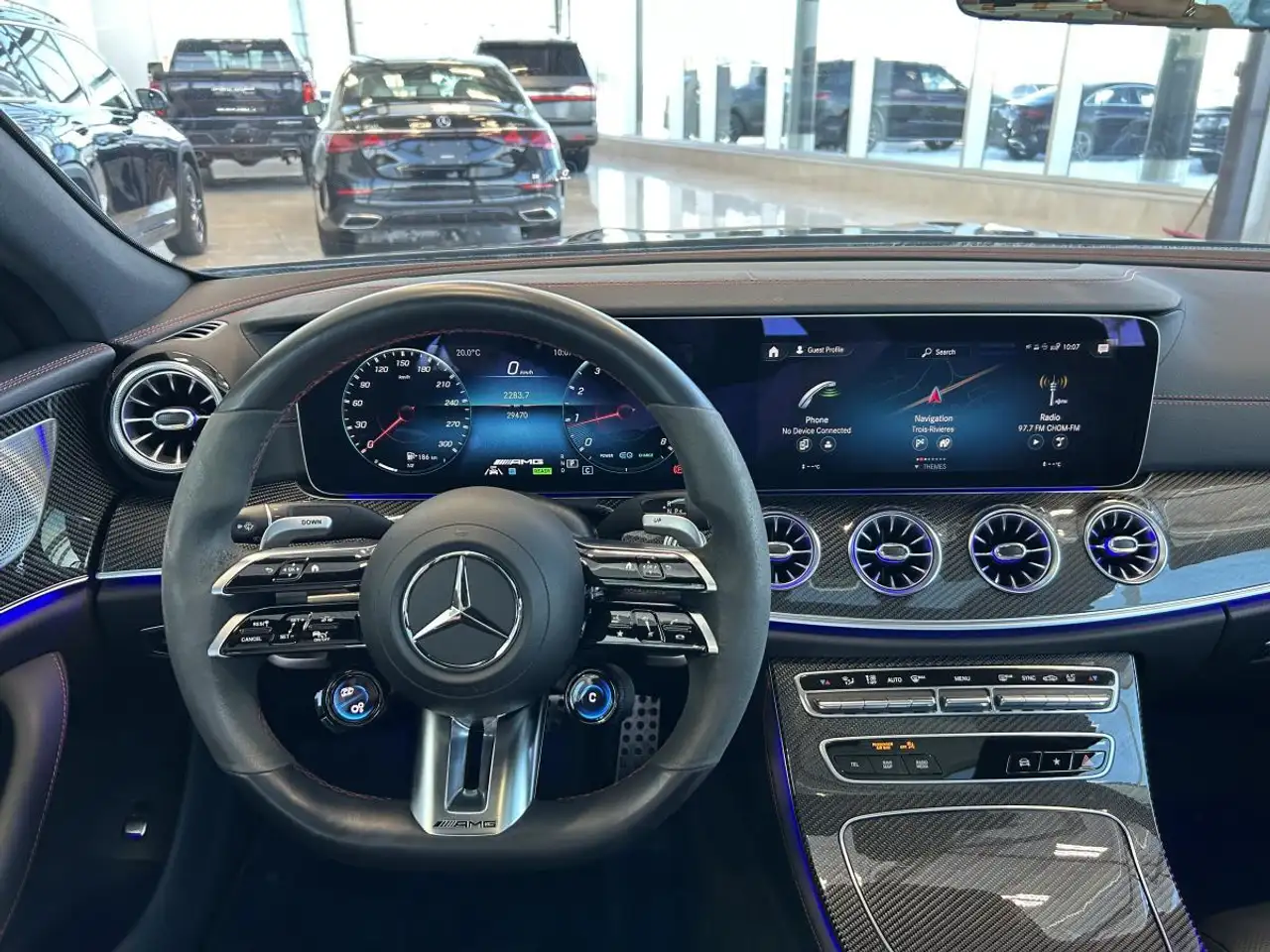 Mercedes-Benz CLS снимка Mercedes-Benz CLS