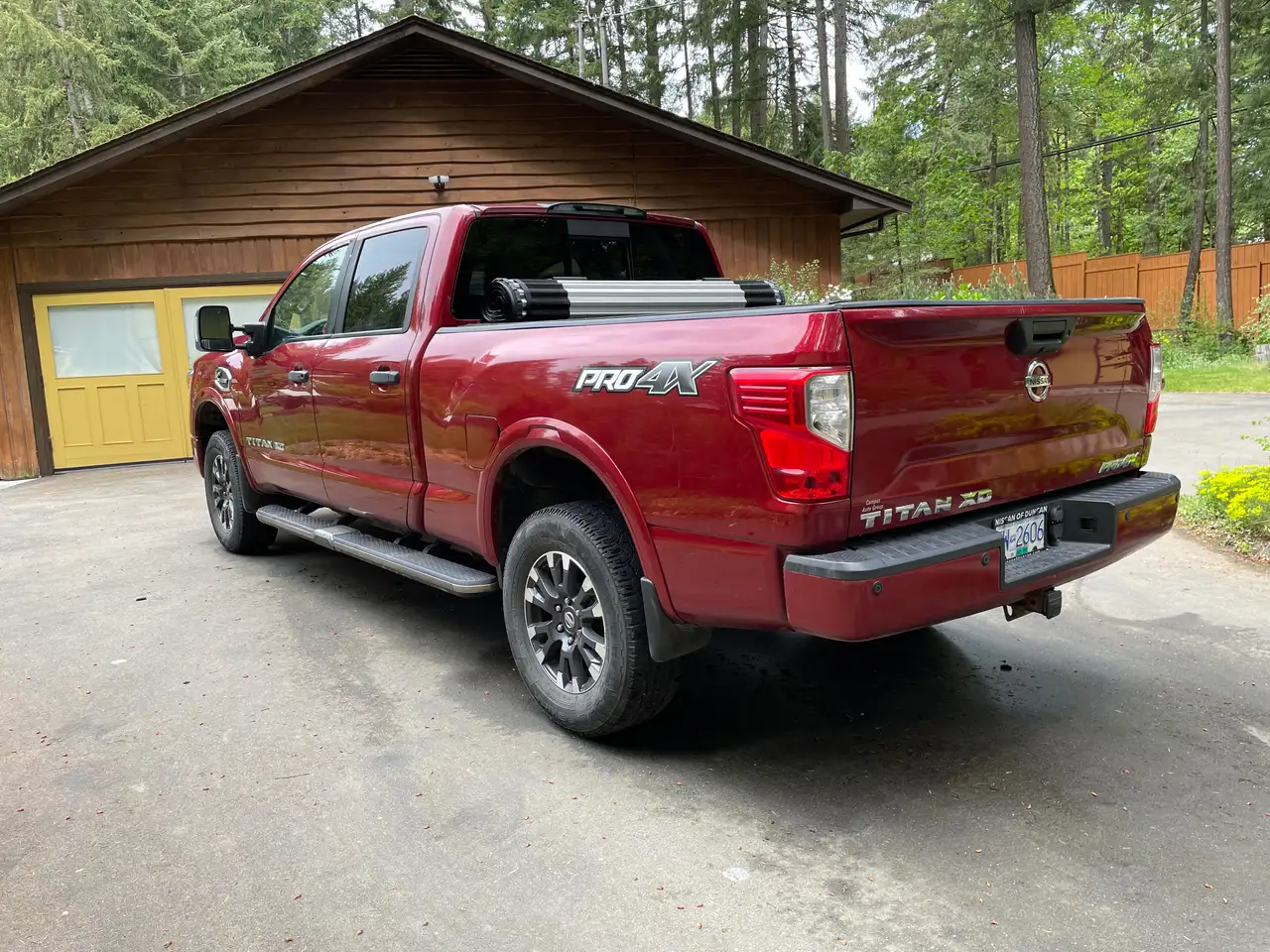 Nissan Titan снимка Nissan Titan