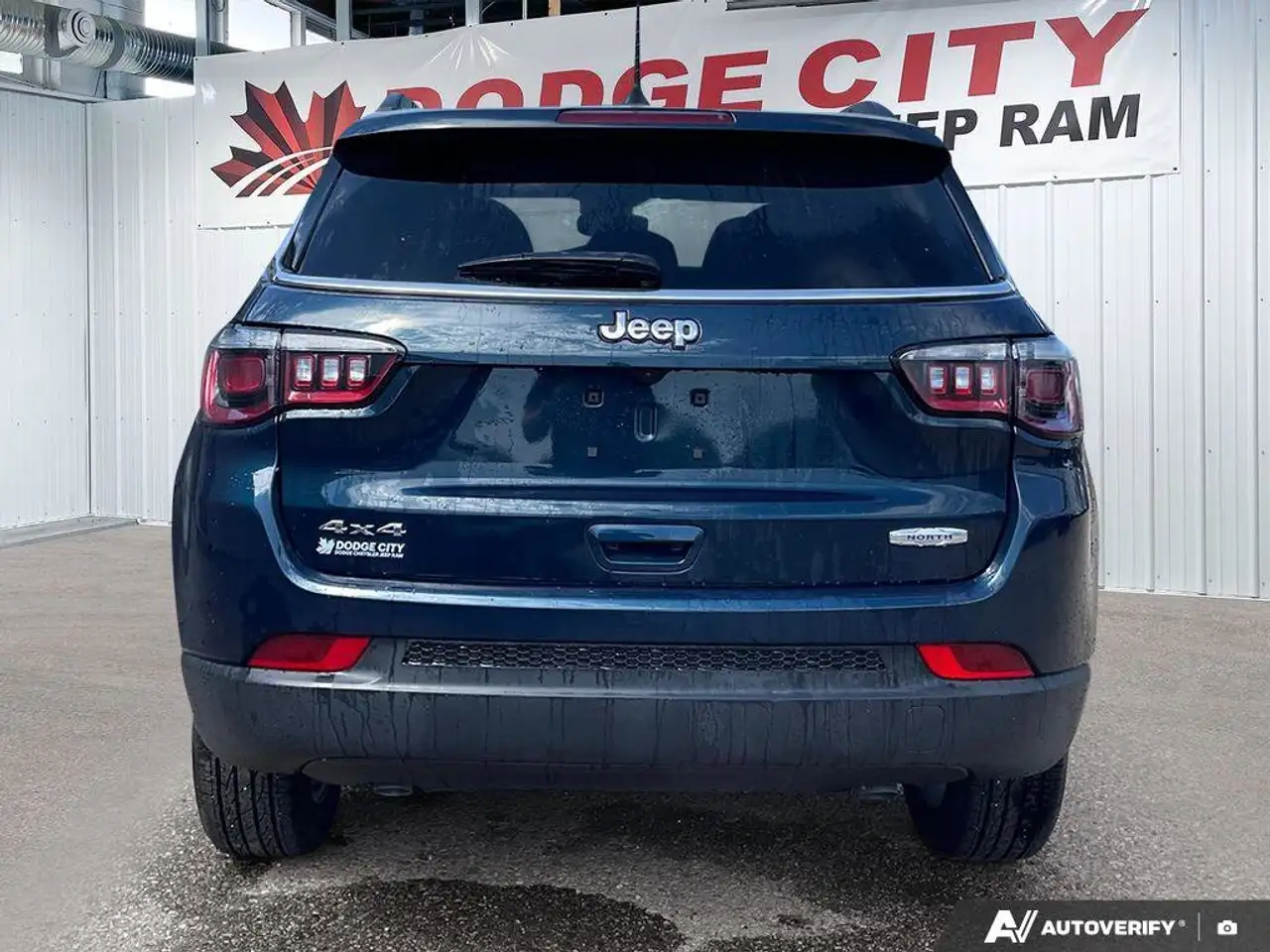 Jeep Compass photo Jeep Compass