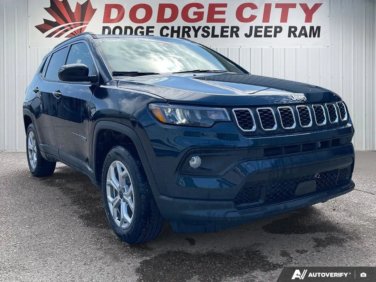Jeep Compass photo Jeep Compass