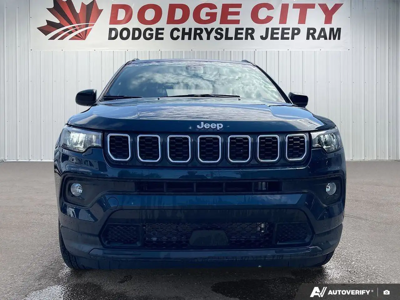 Jeep Compass photo Jeep Compass