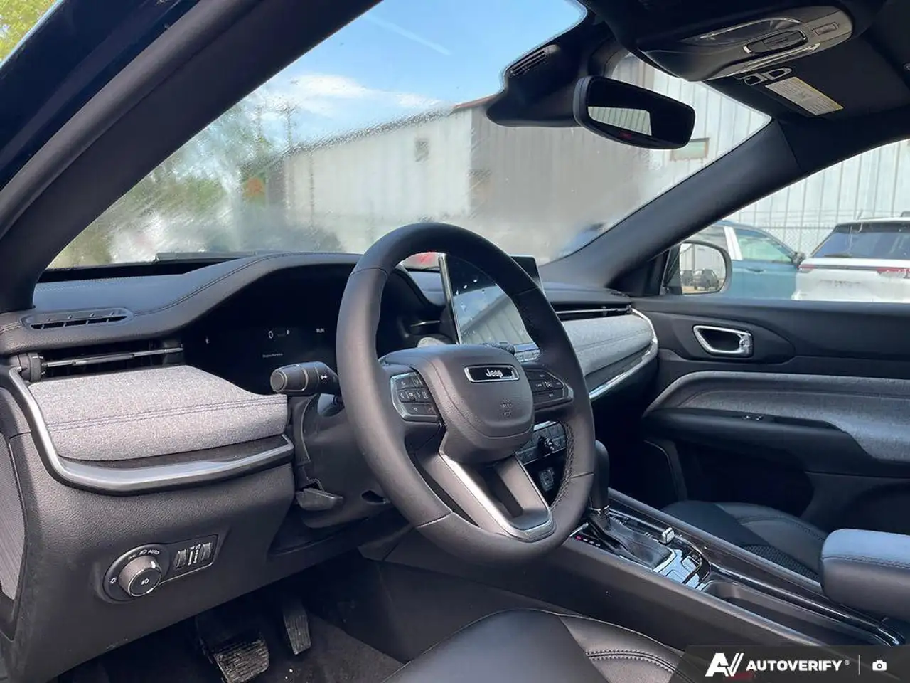 Jeep Compass photo Jeep Compass