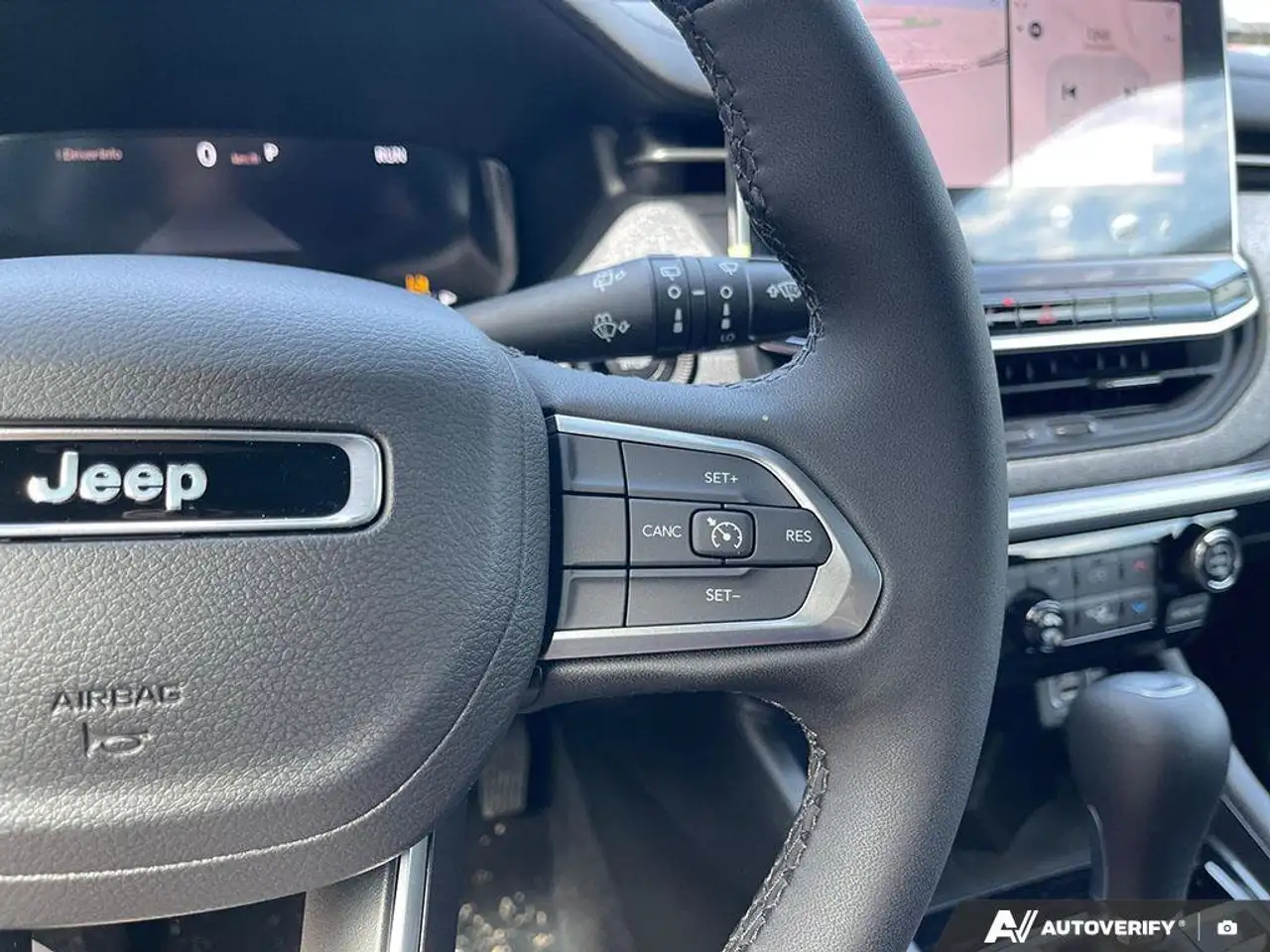 Jeep Compass photo Jeep Compass