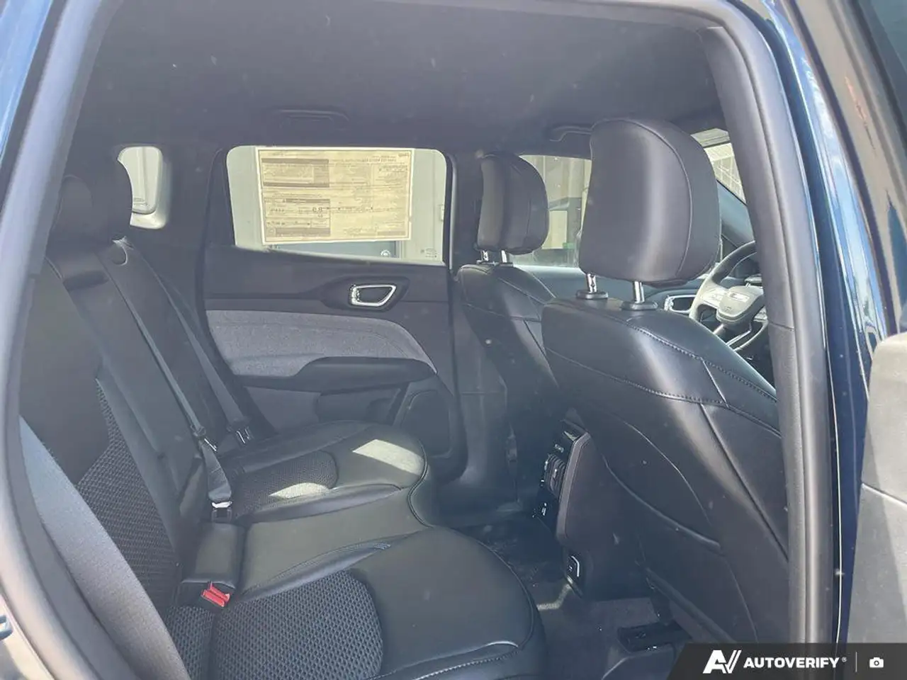 Jeep Compass photo Jeep Compass