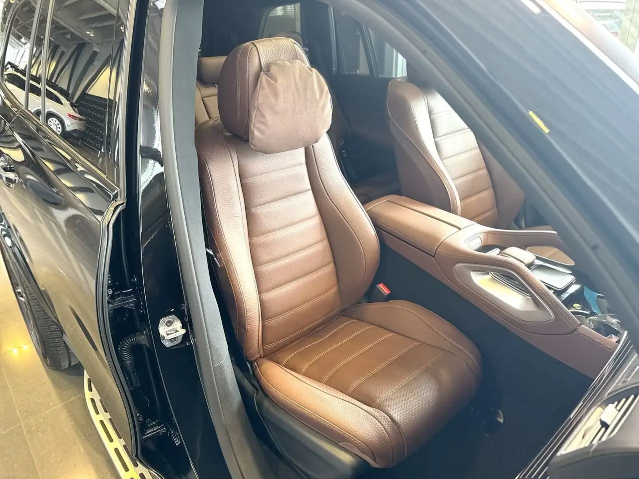 Mercedes-Benz GLS photo Mercedes-Benz GLS