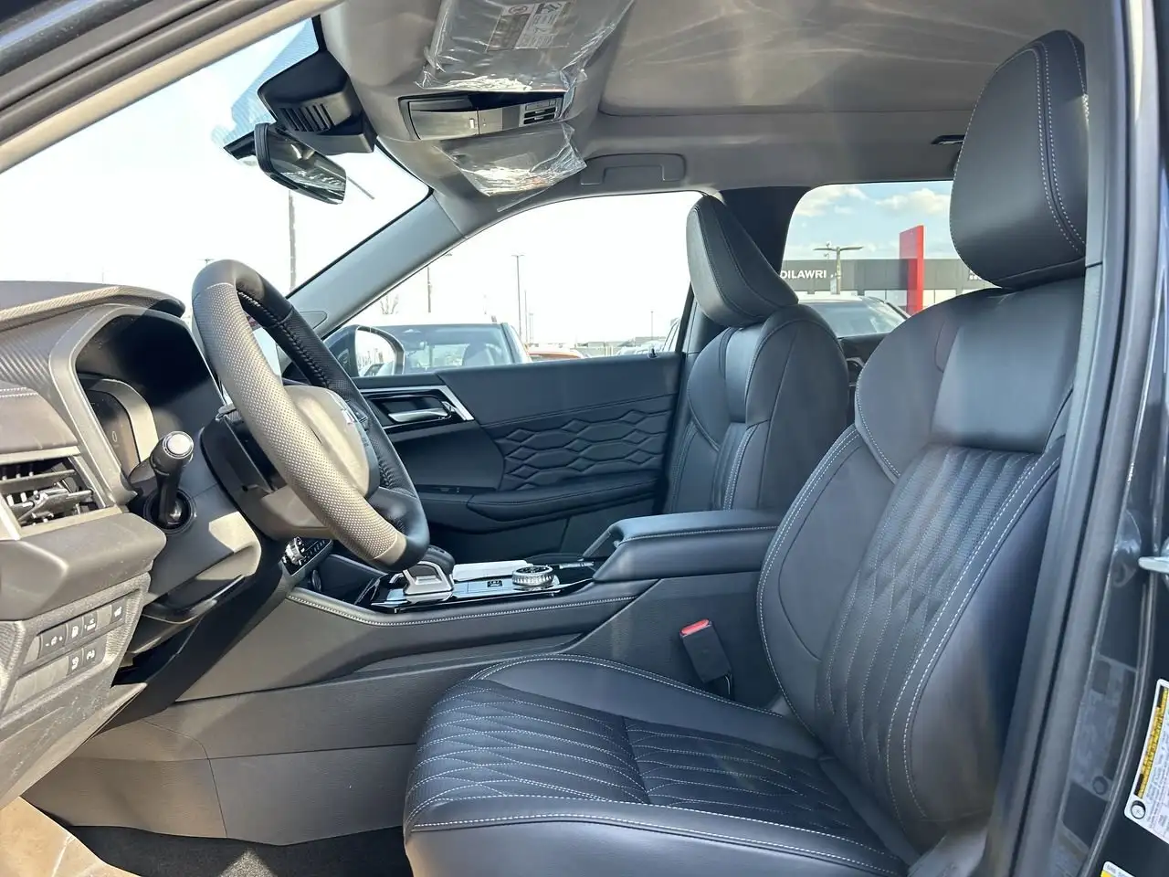 Mitsubishi Outlander photo Mitsubishi Outlander