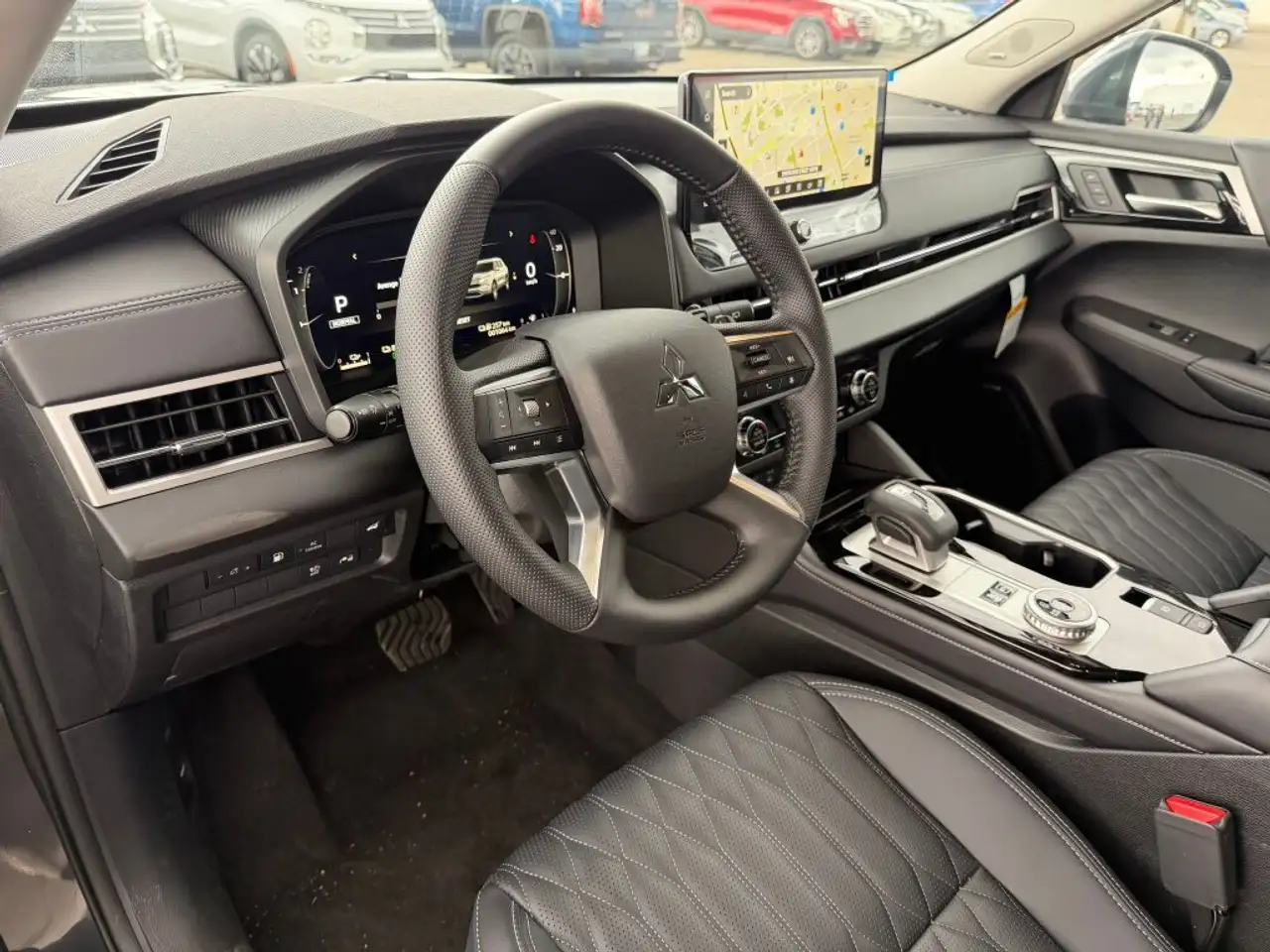 Mitsubishi Outlander fotografie Mitsubishi Outlander