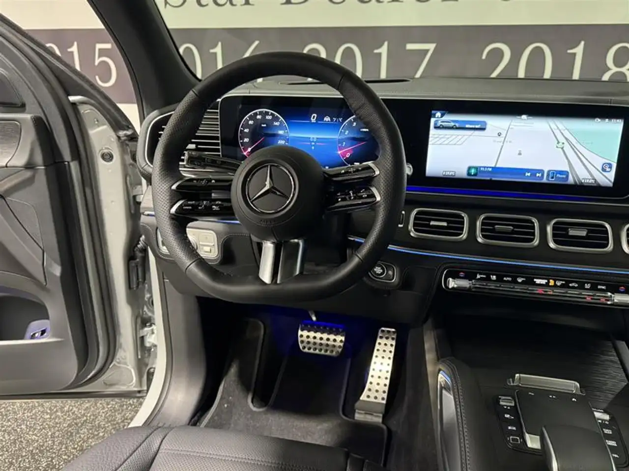 Mercedes-Benz GLS снимка Mercedes-Benz GLS