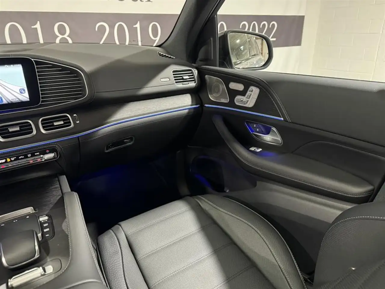 Mercedes-Benz GLS снимка Mercedes-Benz GLS