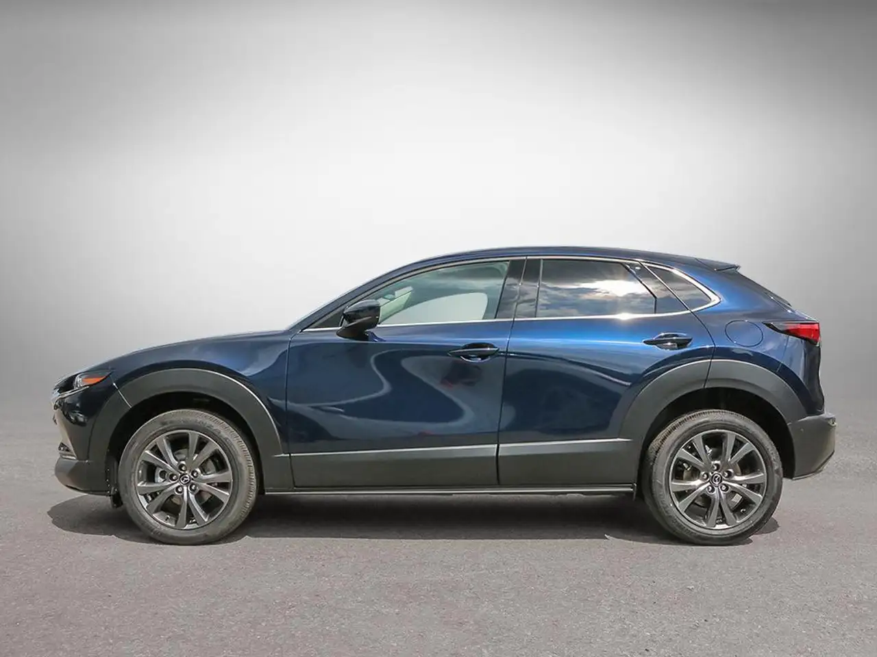 Mazda CX-30 photo Mazda CX-30