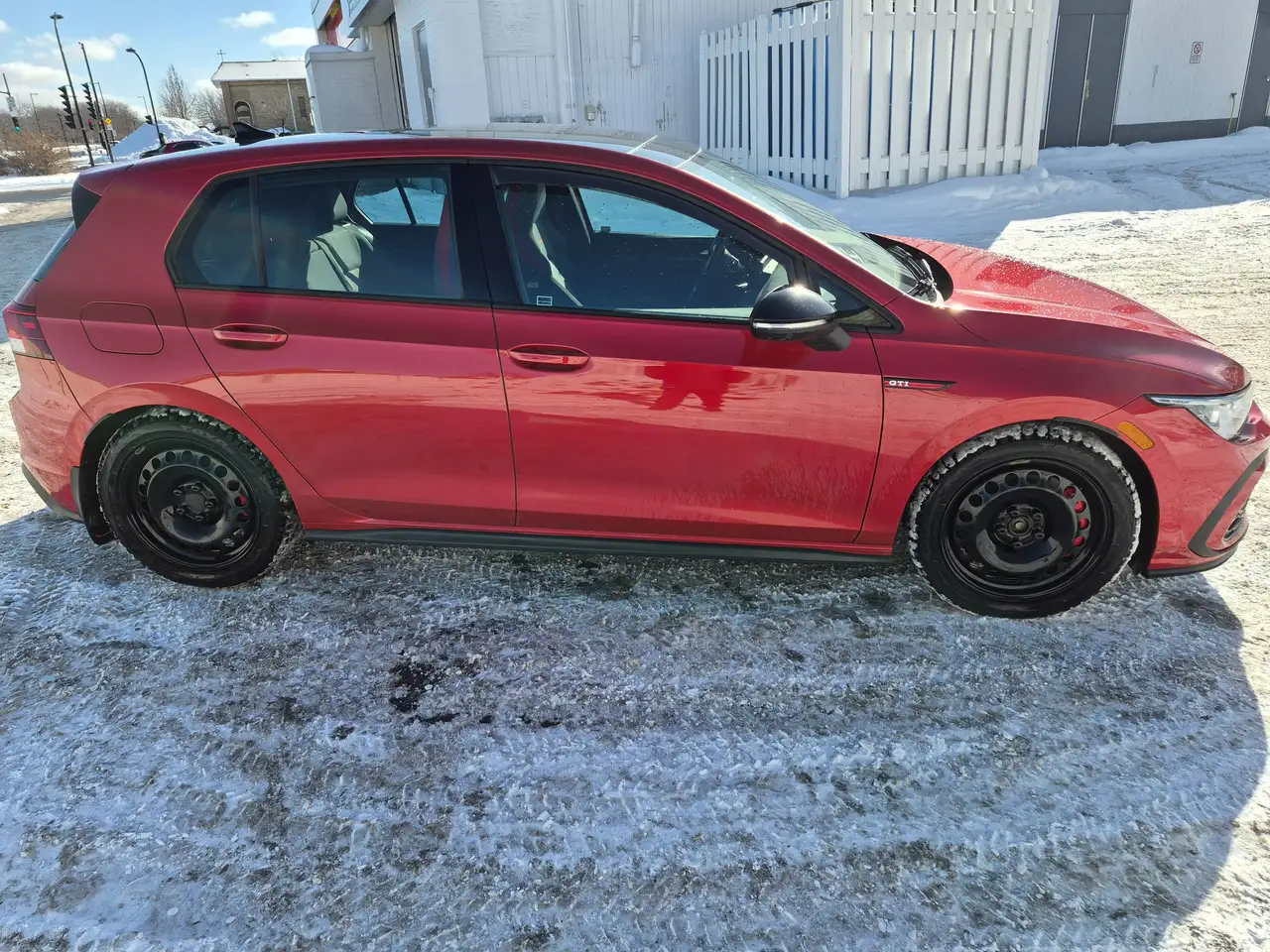 Volkswagen Golf GTI photo Volkswagen Golf GTI