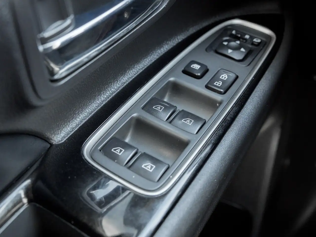 Mitsubishi Outlander fotografie Mitsubishi Outlander