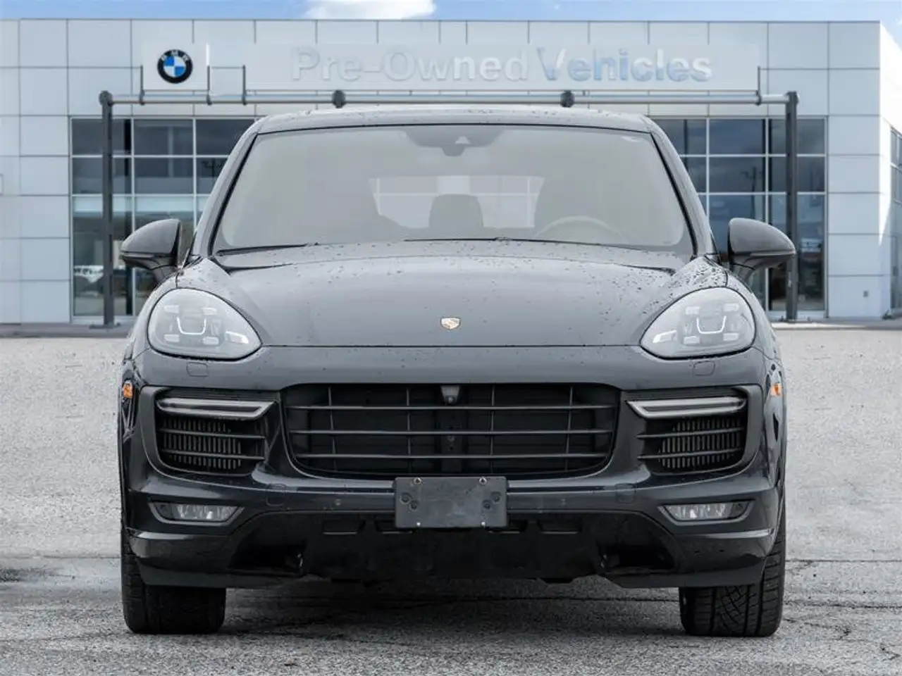 Porsche Cayenne снимка Porsche Cayenne