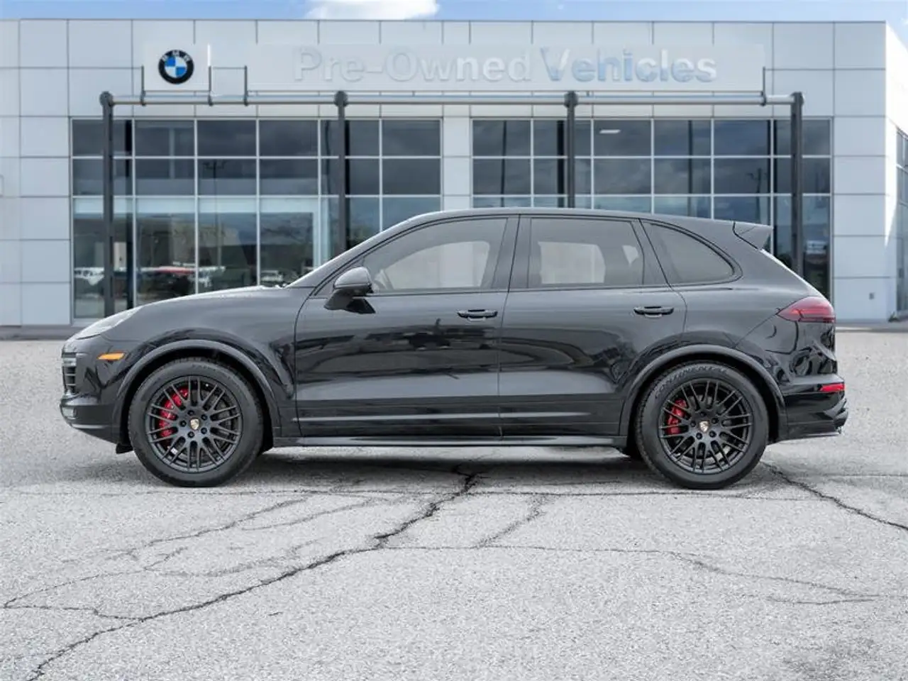 Porsche Cayenne снимка Porsche Cayenne