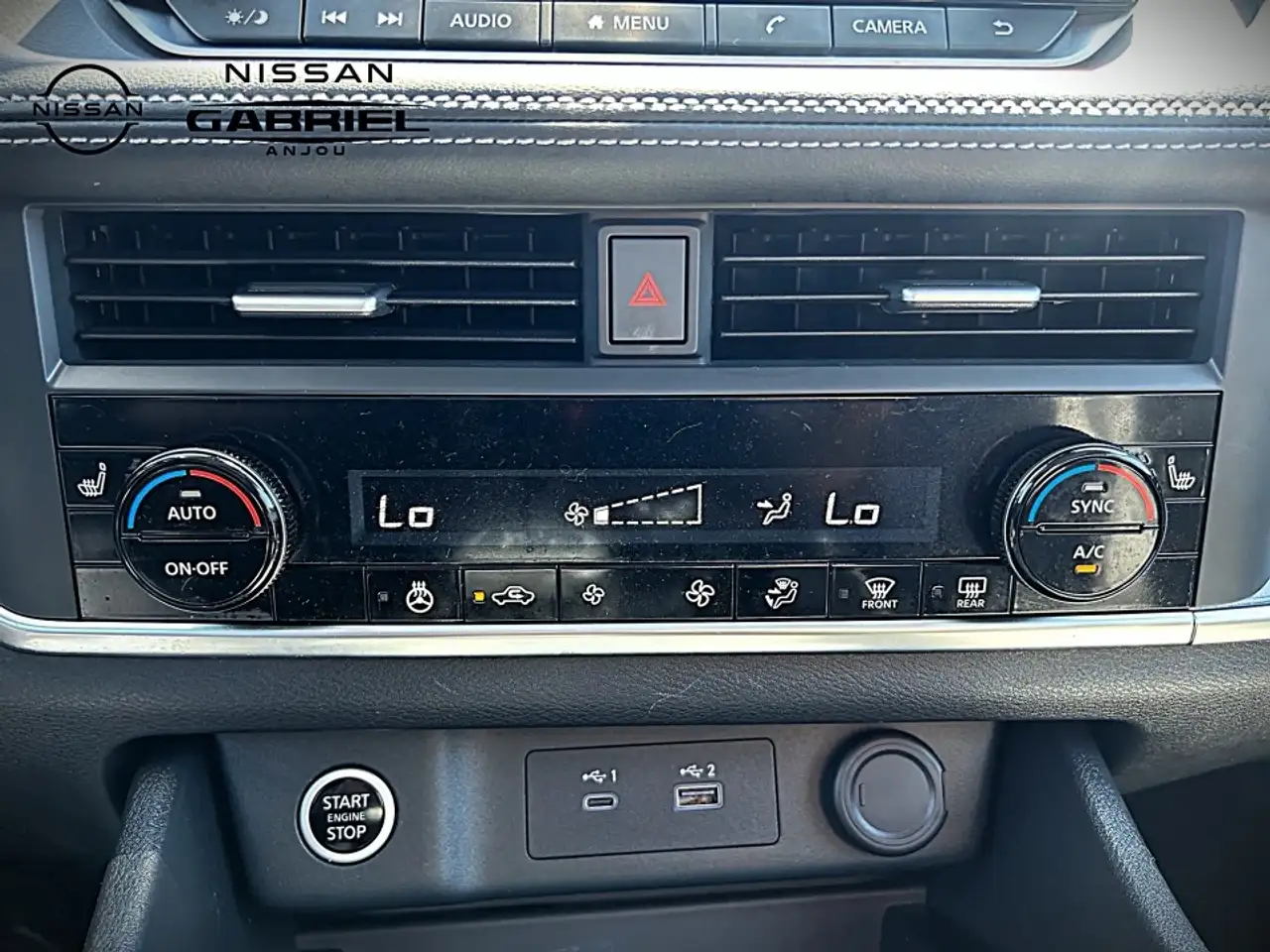 Nissan Rogue photo Nissan Rogue