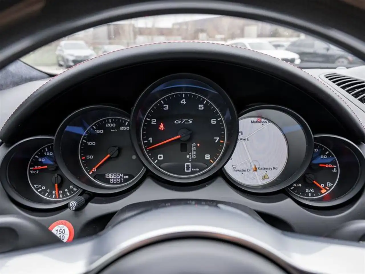 Porsche Cayenne снимка Porsche Cayenne