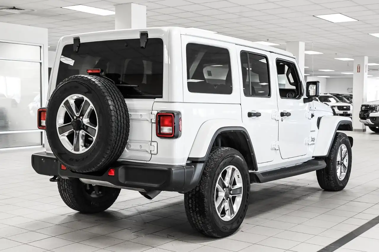Jeep Wrangler снимка Jeep Wrangler