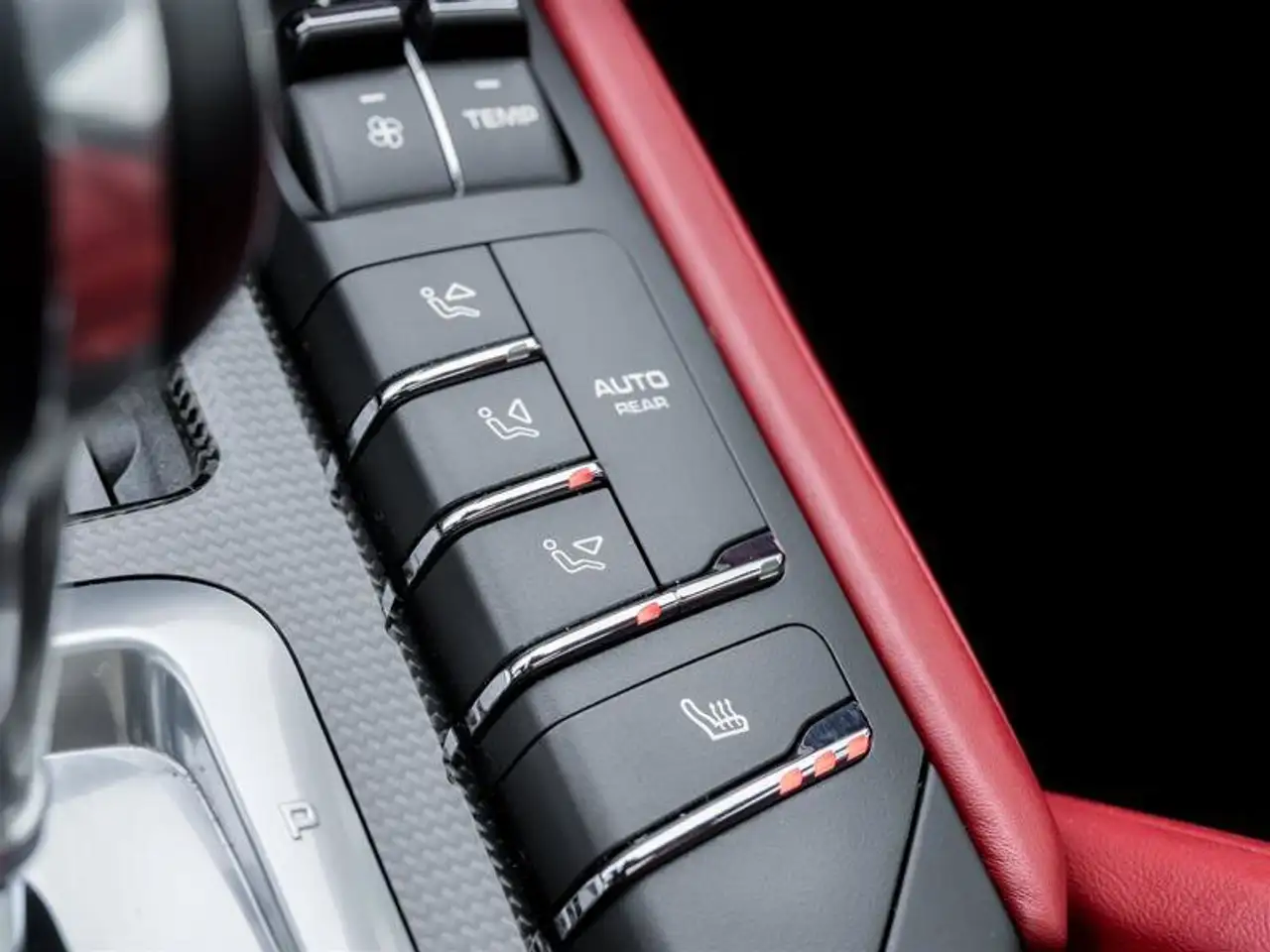 Porsche Cayenne снимка Porsche Cayenne