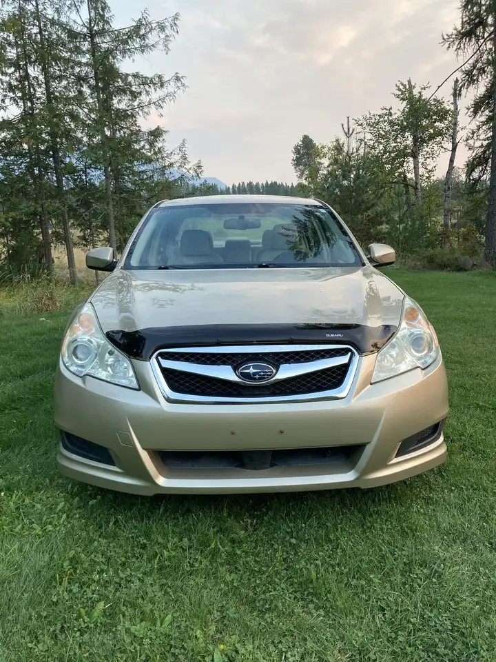 Subaru Legacy снимка Subaru Legacy