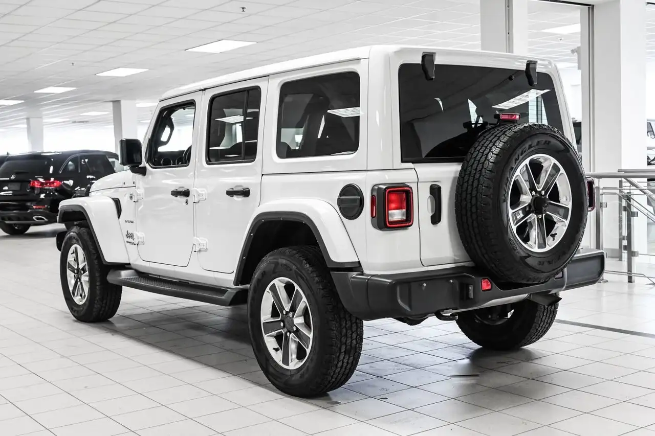 Jeep Wrangler снимка Jeep Wrangler