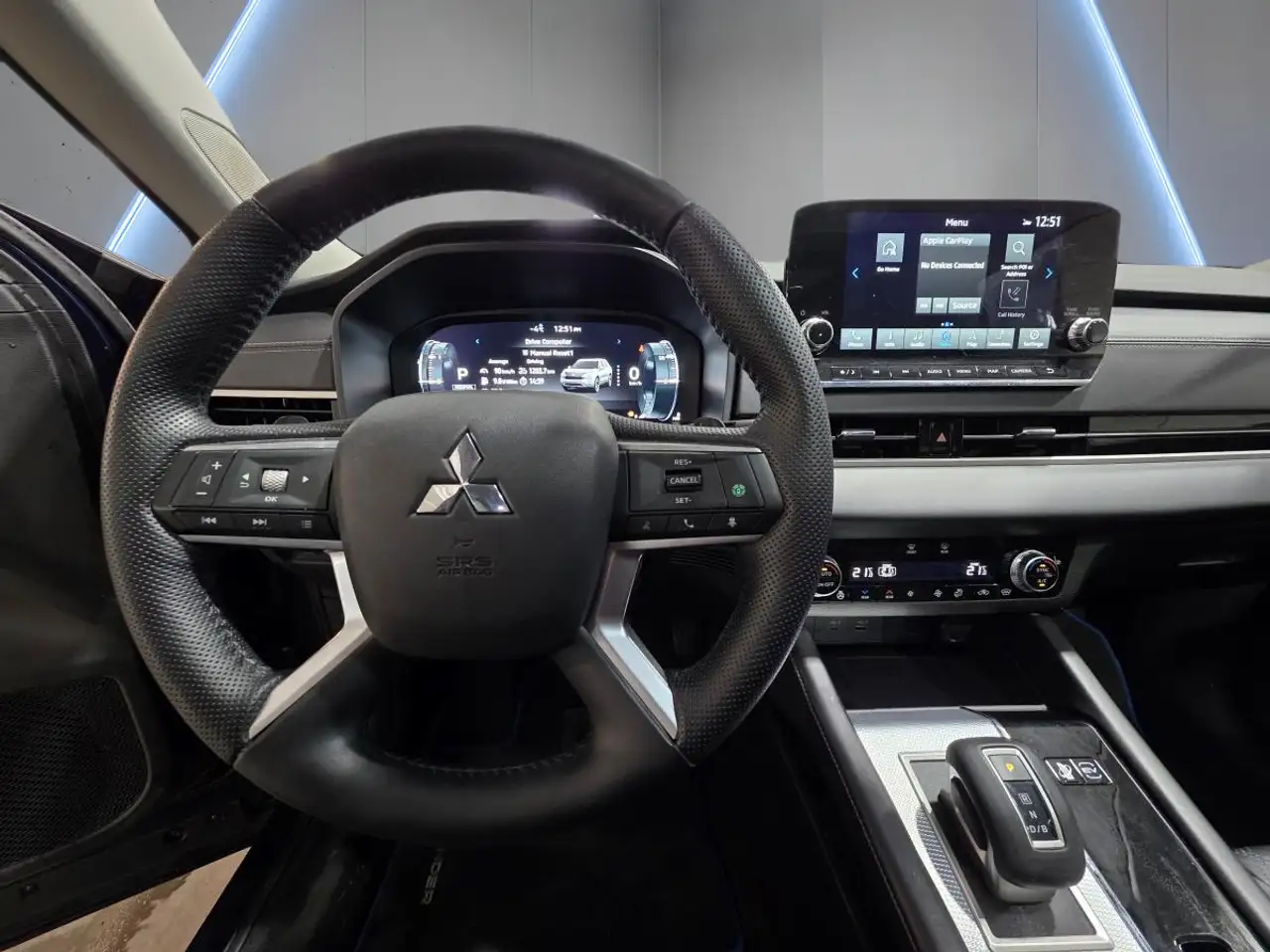 Mitsubishi Outlander снимка Mitsubishi Outlander