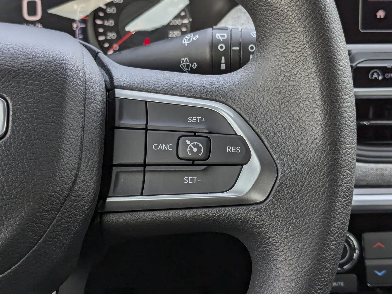 Jeep Compass photo Jeep Compass
