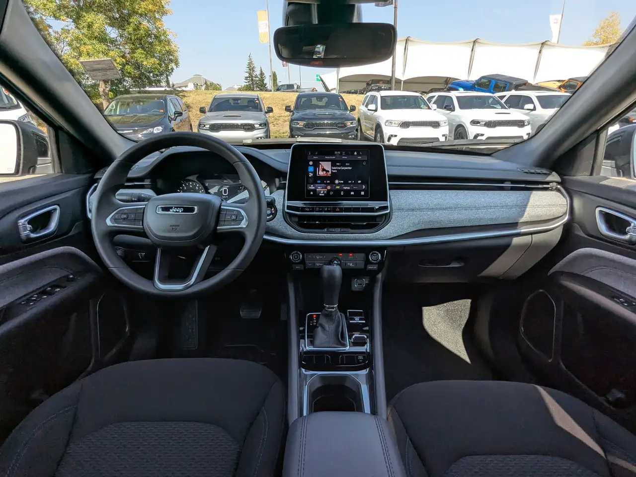 Jeep Compass photo Jeep Compass