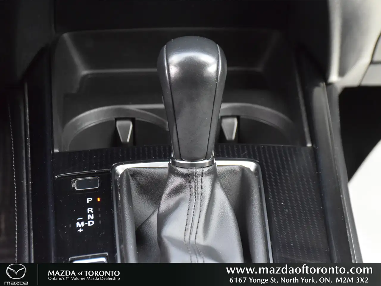 Mazda CX-30 photo Mazda CX-30