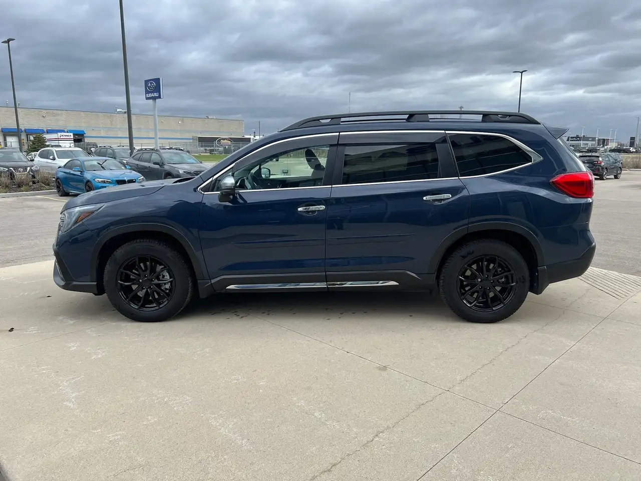 Subaru Ascent photo Subaru Ascent