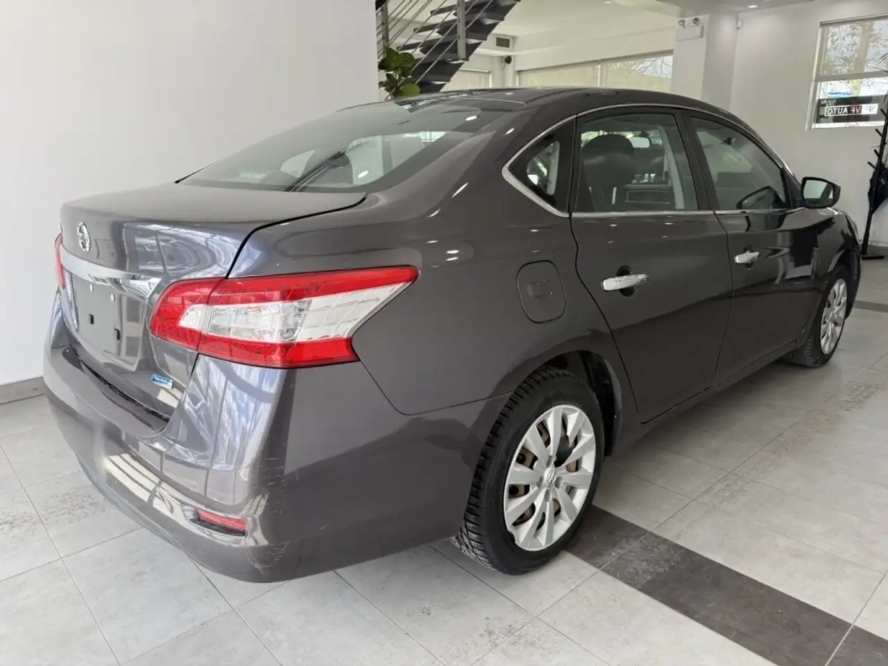 Nissan Sentra photo Nissan Sentra