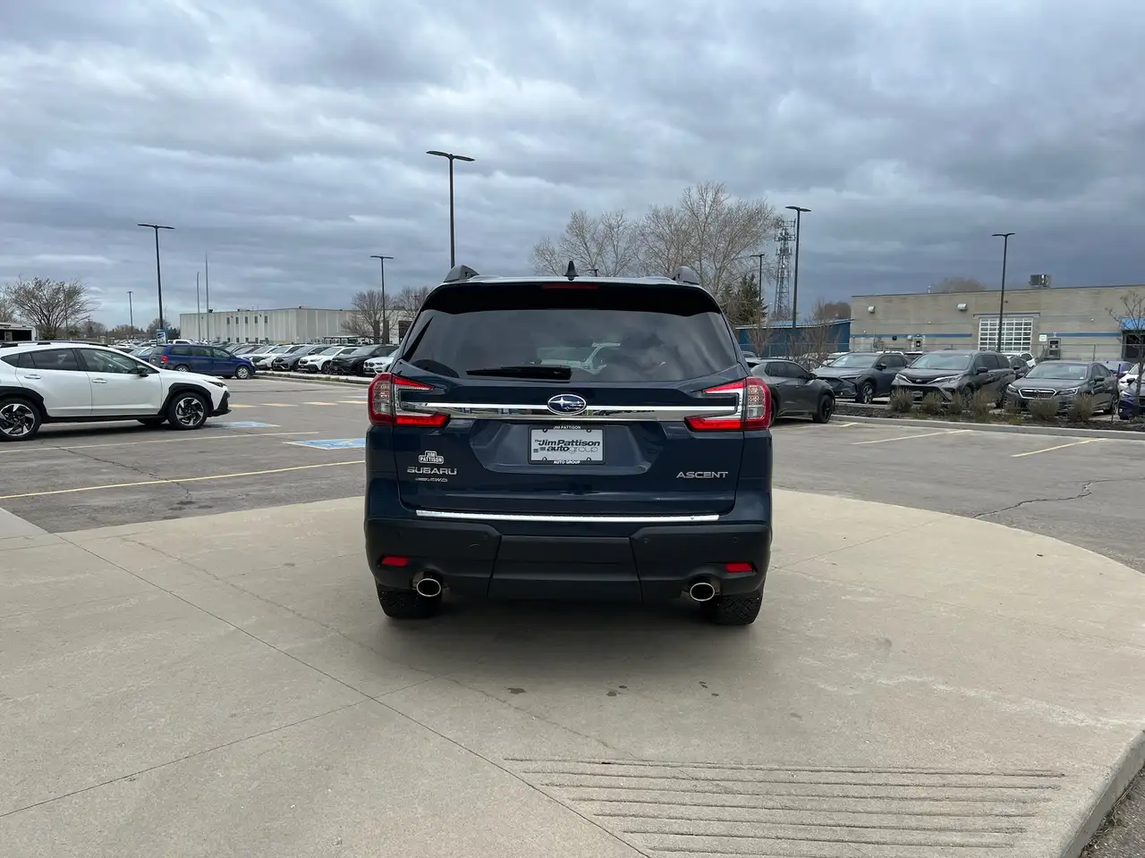 Subaru Ascent photo Subaru Ascent
